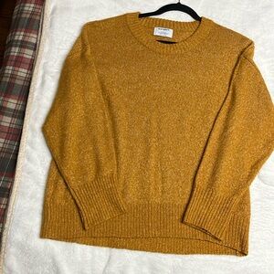 Old Navy sweater
